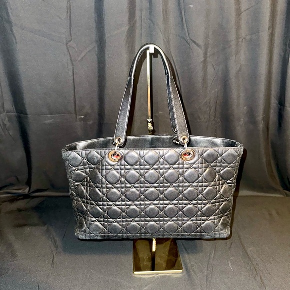 Sold - Picture 3 of 16